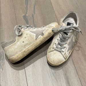 Distressed Low Top Golden Goose